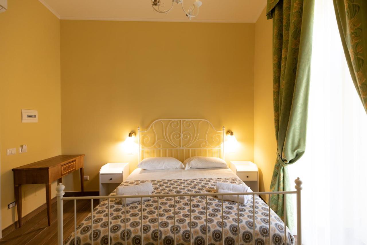 Palazzo Del Principe San Severo 3 Bedrooms & Terrace! Napoli Dış mekan fotoğraf
