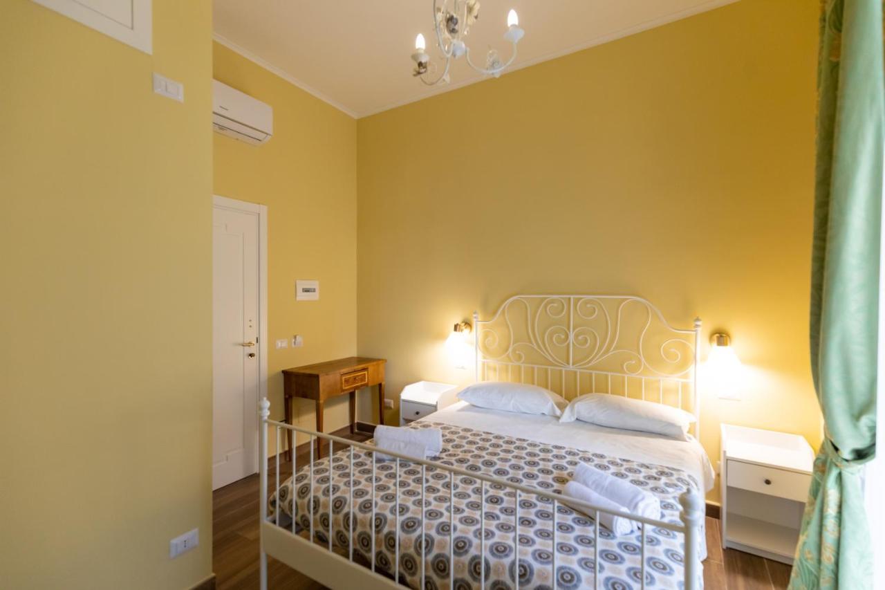 Palazzo Del Principe San Severo 3 Bedrooms & Terrace! Napoli Dış mekan fotoğraf
